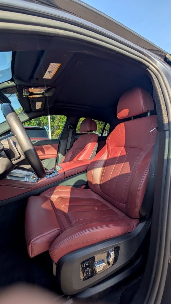 2020 BMW X6 M50i