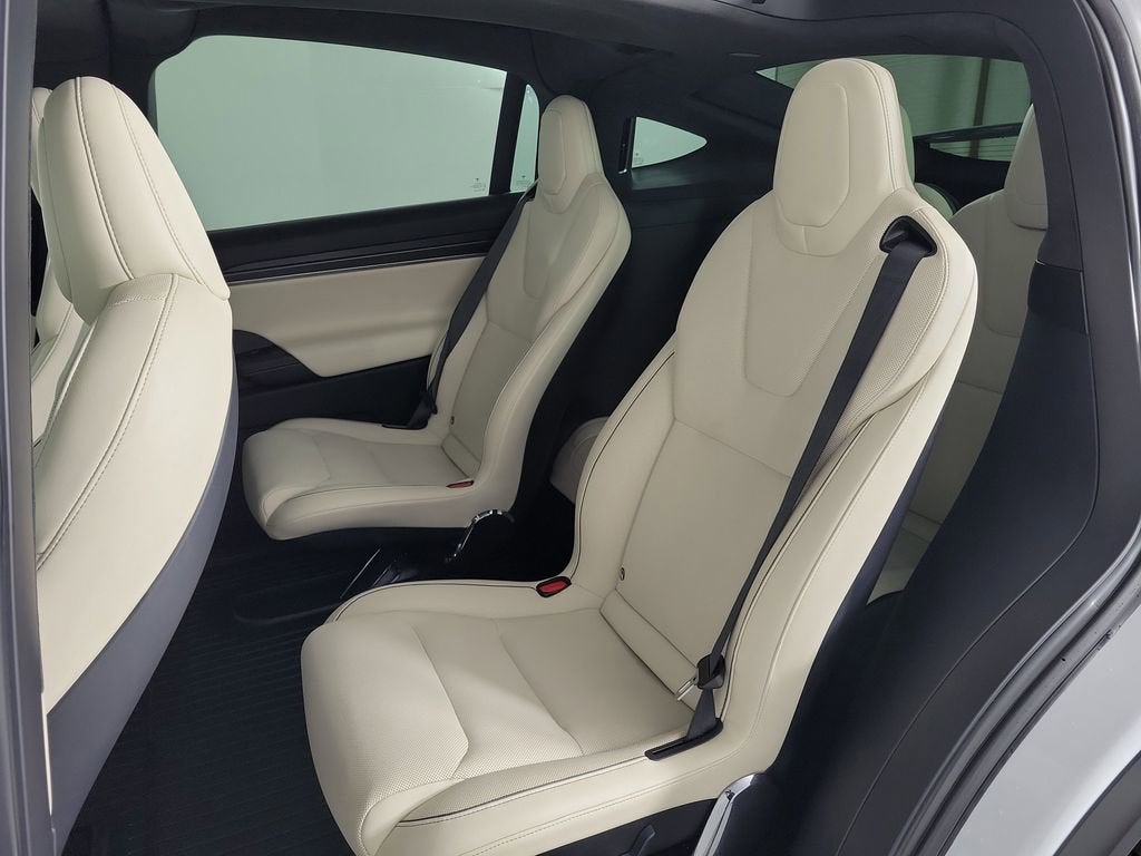 2022 Tesla Model X Plaid