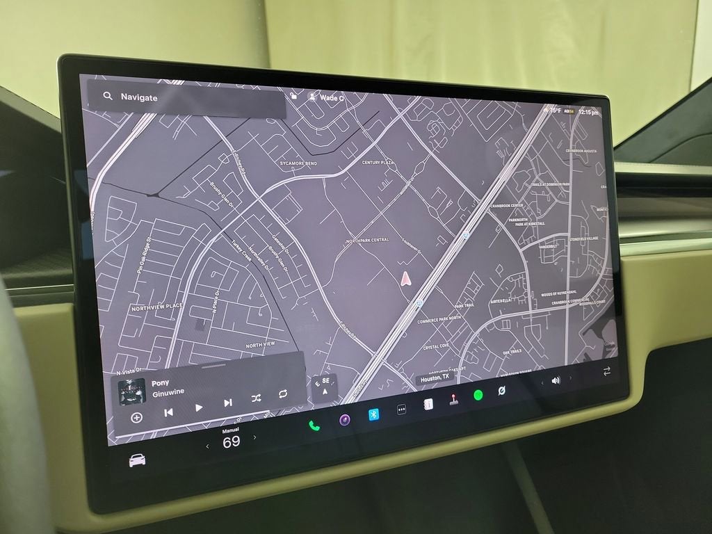 2022 Tesla Model X Plaid