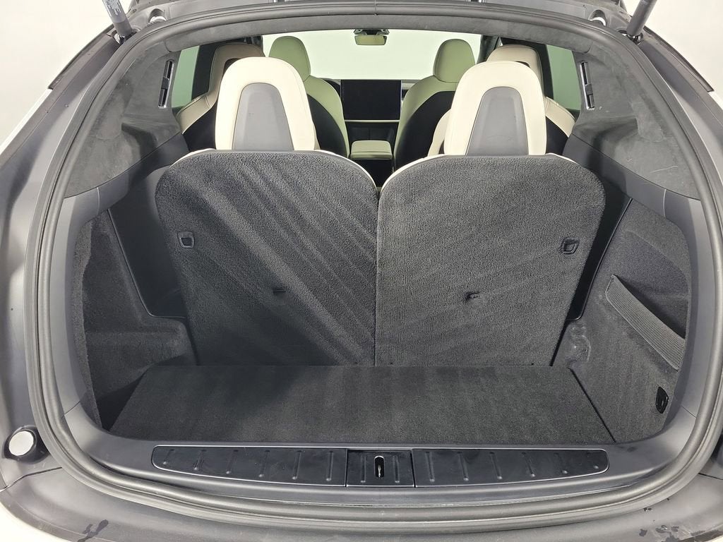 2022 Tesla Model X Plaid