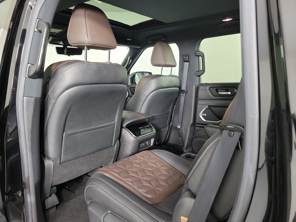 2025 Nissan Armada Platinum Reserve