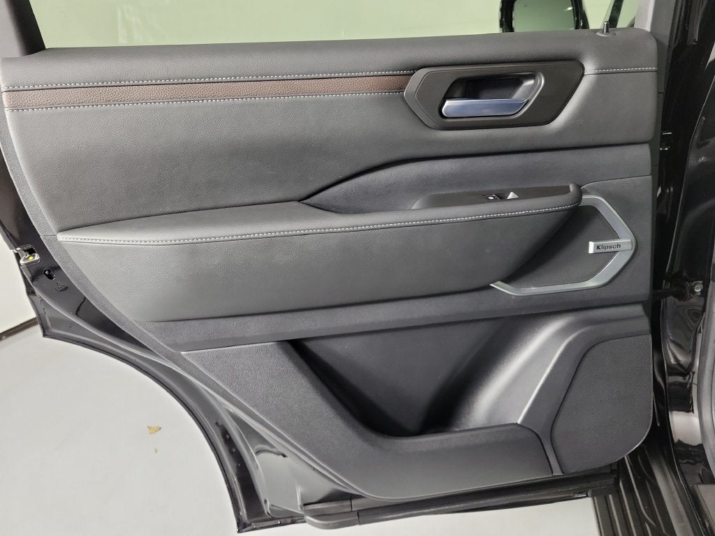 2025 Nissan Armada Platinum Reserve