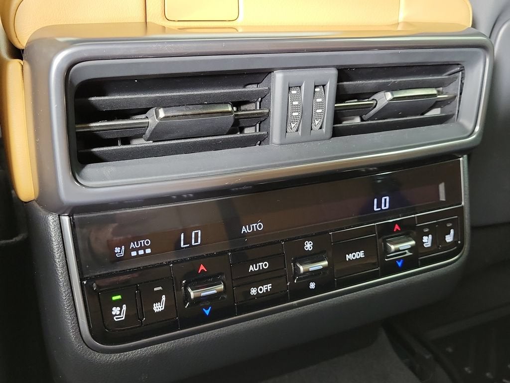 2025 Lexus LX LX 600 Luxury