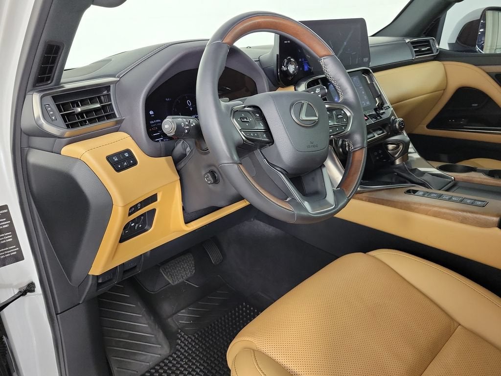2025 Lexus LX LX 600 Luxury