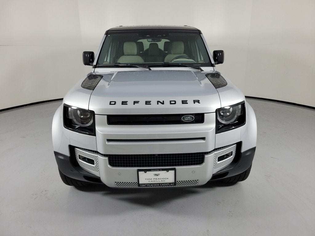 2023 Land Rover Defender SE