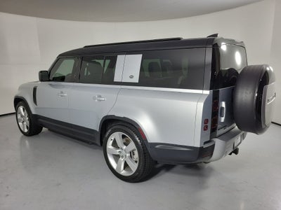 2023 Land Rover Defender SE