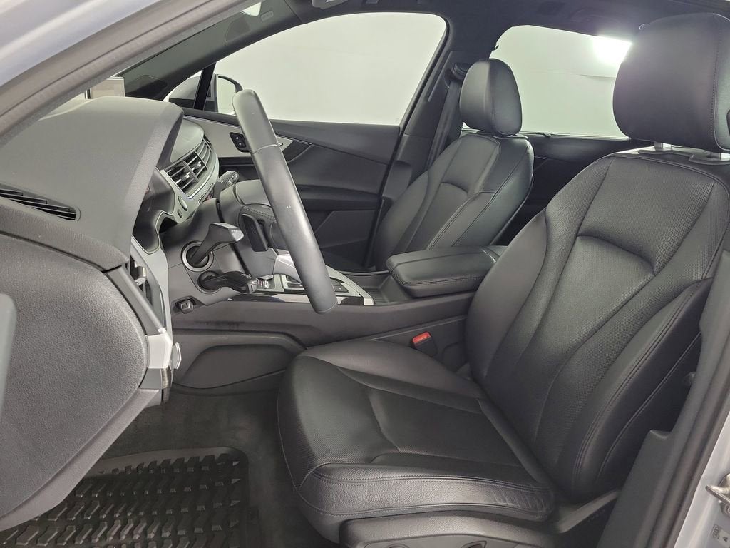2019 Audi Q7 Premium Plus