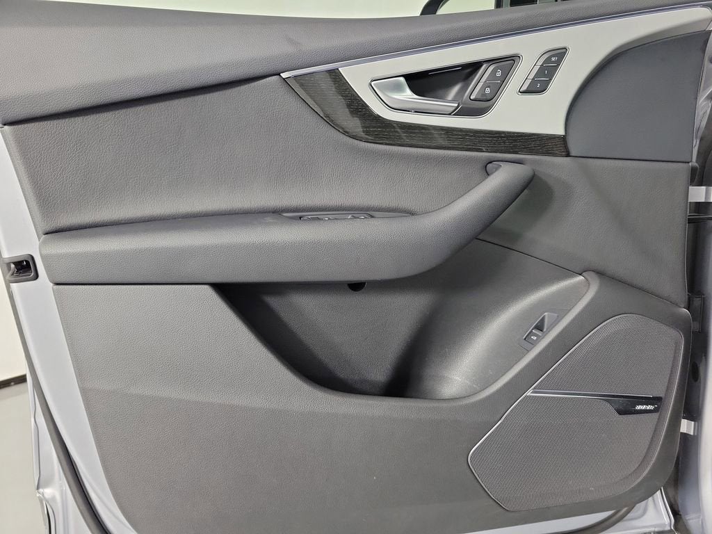 2019 Audi Q7 Premium Plus