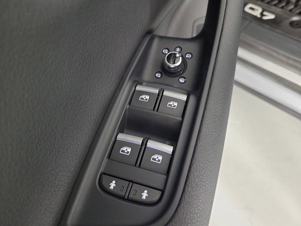 2019 Audi Q7 Premium Plus