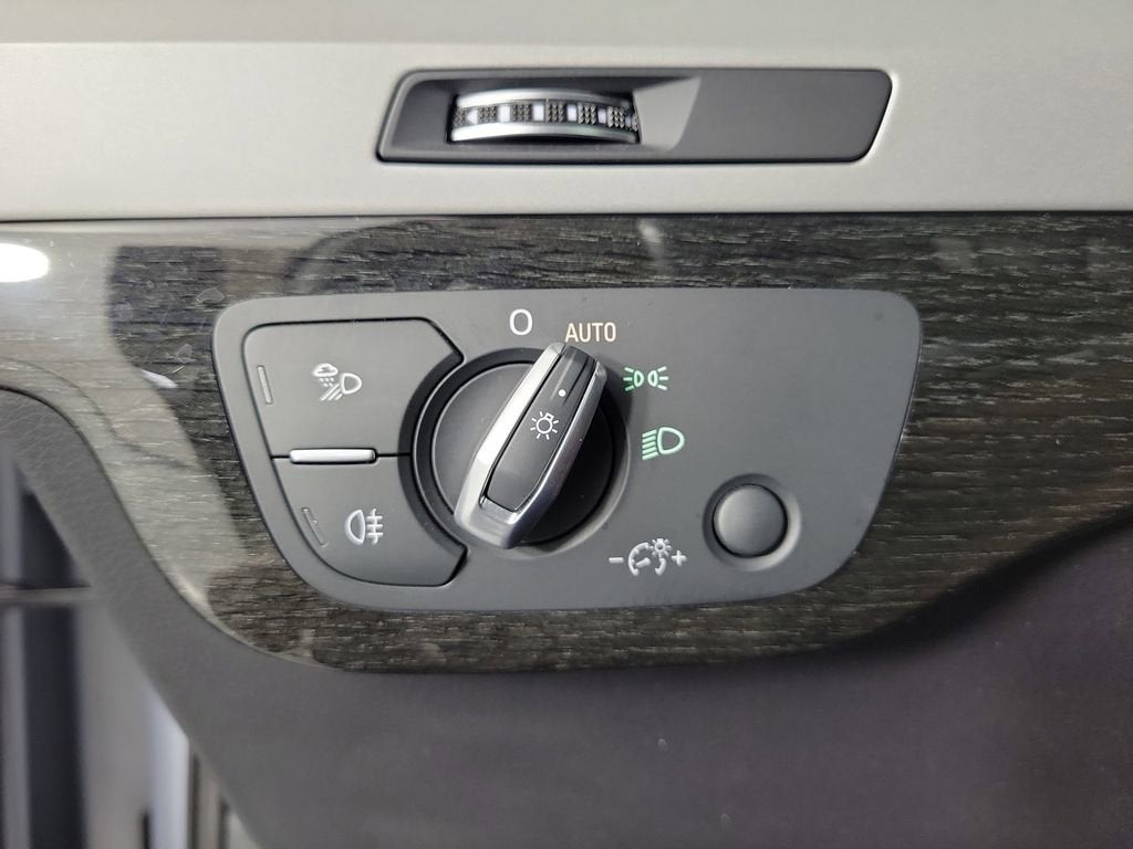 2019 Audi Q7 Premium Plus