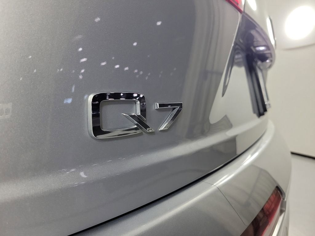 2019 Audi Q7 Premium Plus