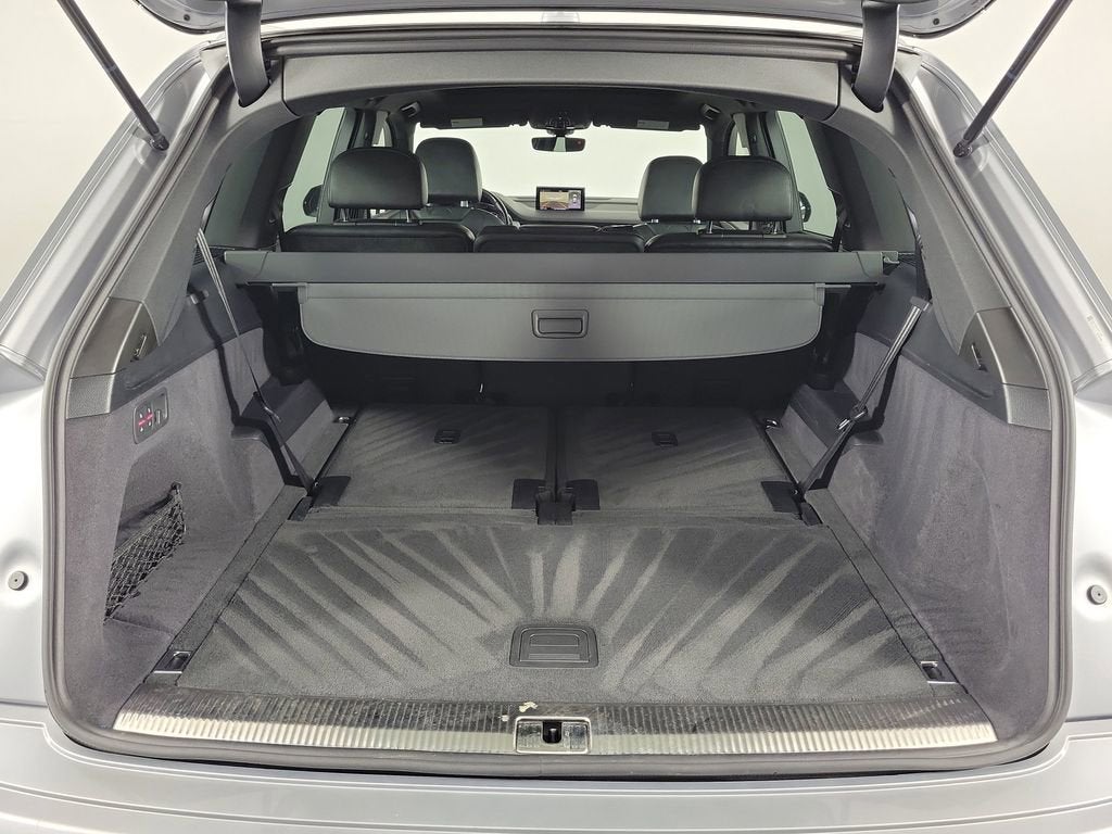 2019 Audi Q7 Premium Plus