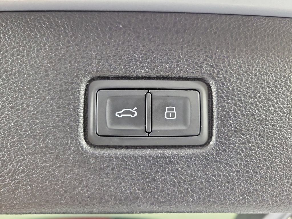 2019 Audi Q7 Premium Plus