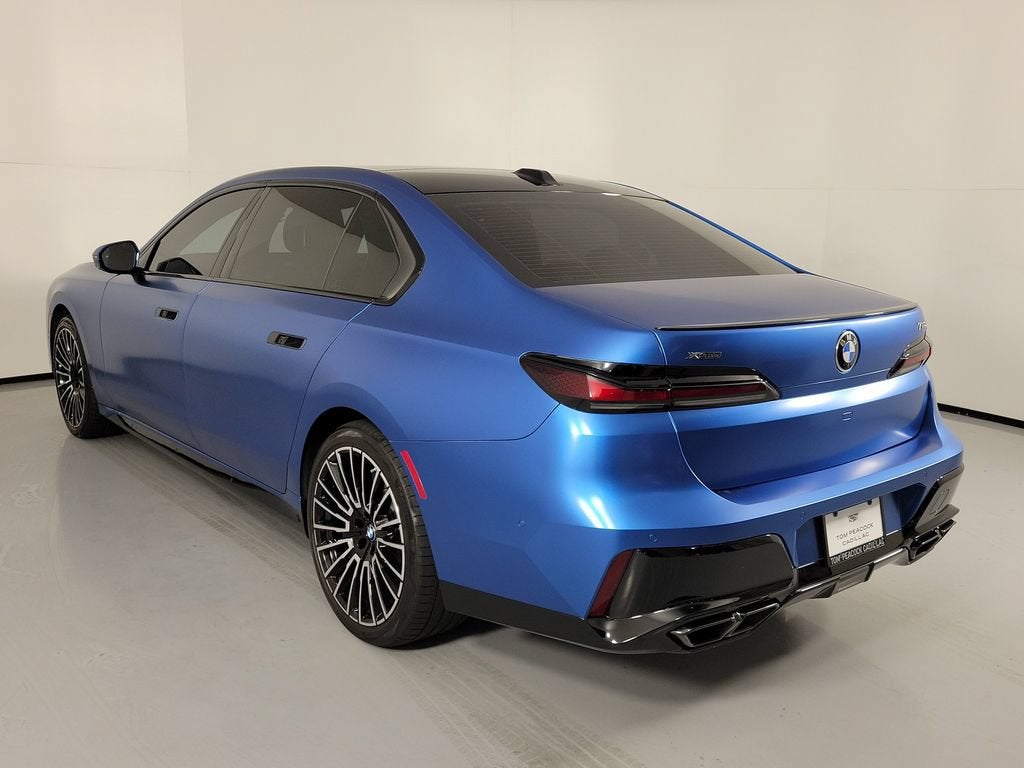 2025 BMW 7 Series 760i xDrive