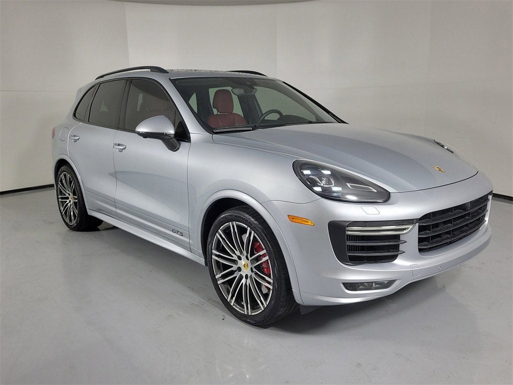 2016 Porsche Cayenne GTS
