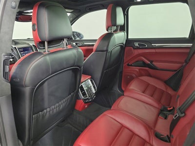 2016 Porsche Cayenne GTS