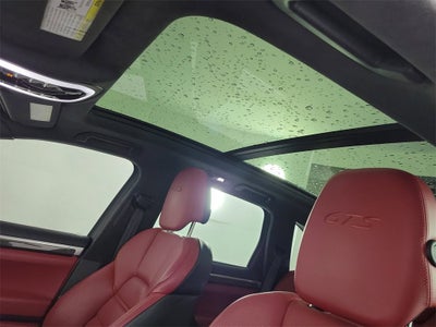 2016 Porsche Cayenne GTS