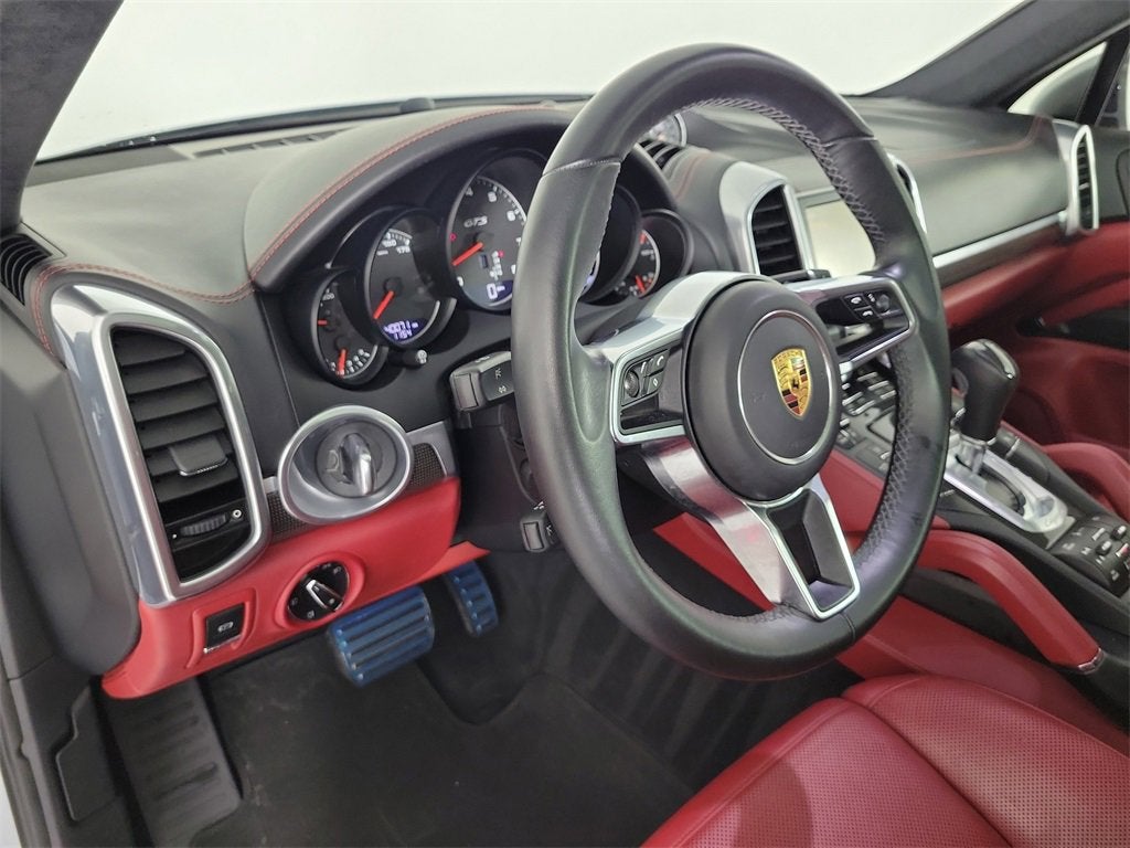 2016 Porsche Cayenne GTS