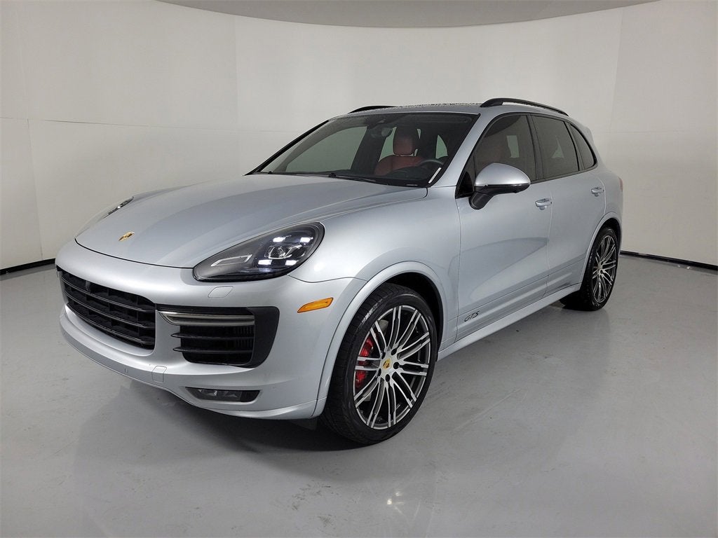 2016 Porsche Cayenne GTS