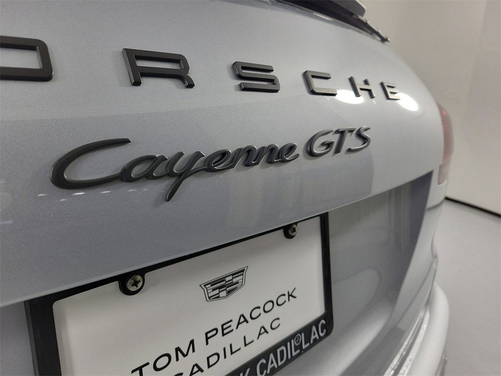 2016 Porsche Cayenne GTS